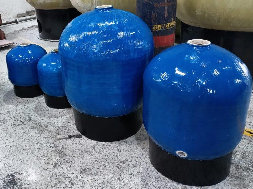 Swimming-pool-vessel